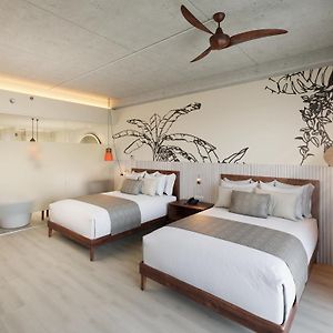 Junior Deluxe Suite Golf View Double